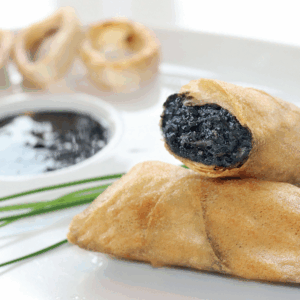 Crepes de Chipirones en su Tinta